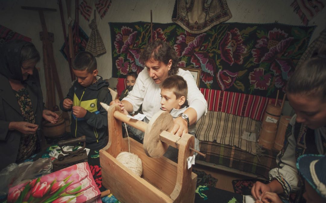 Șezători de pe vremuri, în design de azi